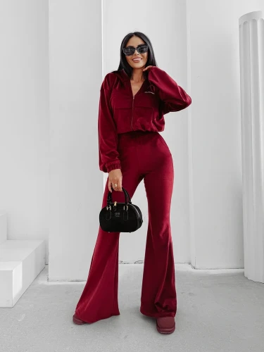 Welurowy-komplet-damski-OLAVOGA-VELVET-WOOD-2025-bordo---.webp