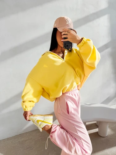 Bluza-damska-OLAVOGA-LASANA-2026-zolta-.webp