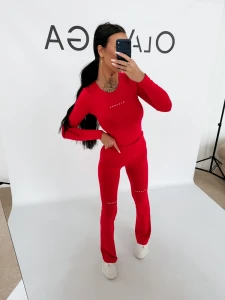 KOMPLET DAMSKI OLAVOGA UNWIND CZERWONY