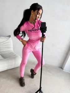 KOMPLET DAMSKI OLAVOGA SELIRA CUKIERKOWY RÓŻ