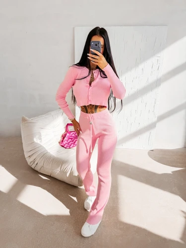 Komplet-damski-OLAVOGA-MALES-2026-roz---.webp