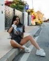 T-shirt-damski-OLAVOGA-FLYKIO-2026-szary--.webp
