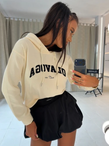 Bluza-damska-OLAVOGA-SOVE-2026-ecru-.webp
