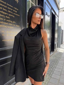 SUKIENKA LAMANUEL VIVA CZARNA
