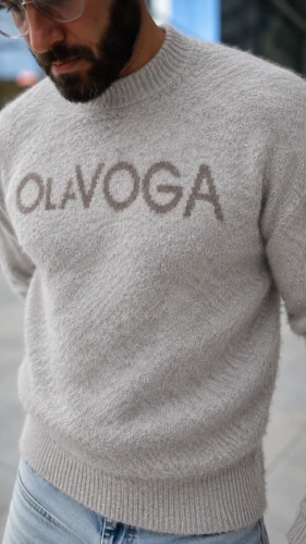 Sweter-meski-OLAVOGA-VILA-MEN-2026-bez---.webp
