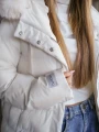 Kurtka-damska-OLAVOGA-FENZOON-2026-kremowa.webp