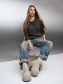 Sweter-damski-OLAVOGA-TALLA-2026-brazowy.webp