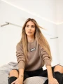 Sweter-damski-OLAVOGA-MOSSI-2026-bezowy----.webp