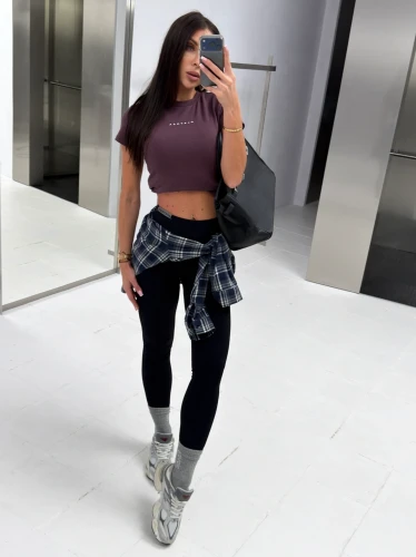 Legginsy-damskie-OLAVOGA-MENEKO-2026-czarne---.webp